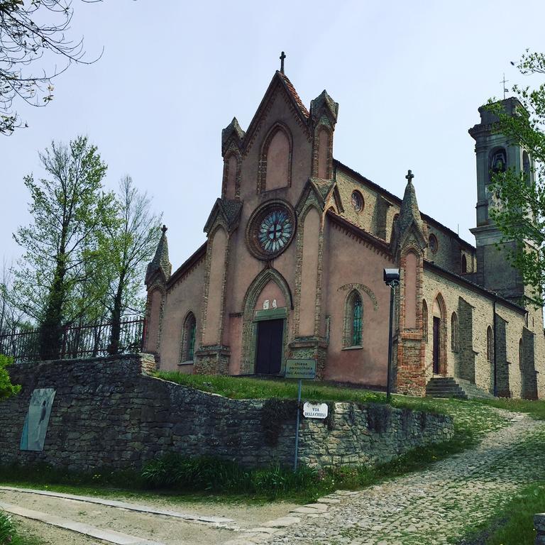 Dimora Storico Romantica Il Sole E La Luna Cerretto Langhe Eksteriør bilde